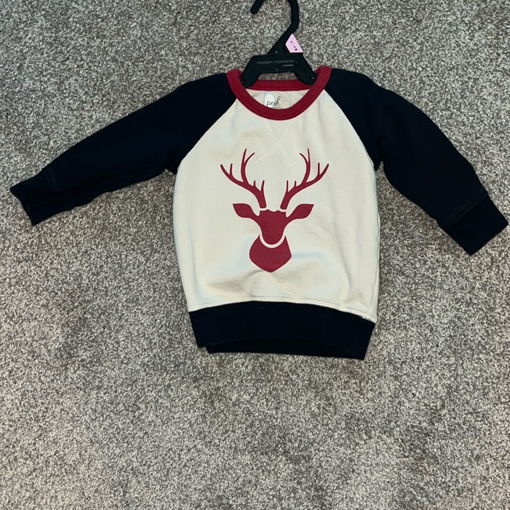 Little peanut size 12-18mo deer baseball sleeve sweatshirt great used condition